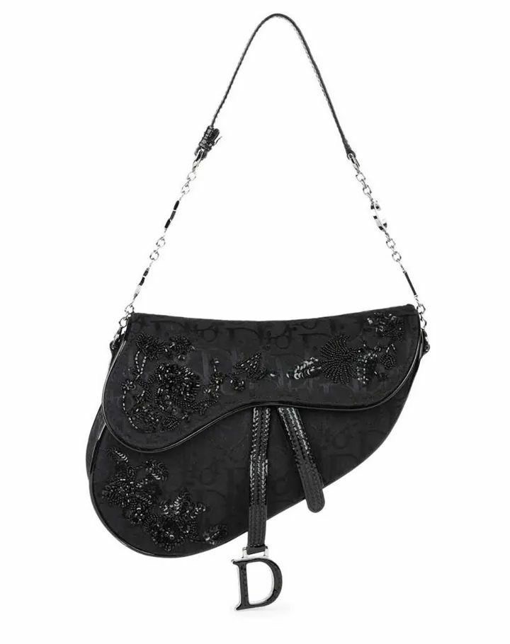 Beading turns the Saddle into an evening object